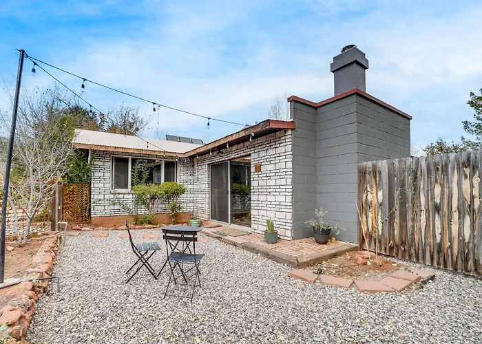 < 2 Mi To Red Rock State Park: Cozy Holiday home