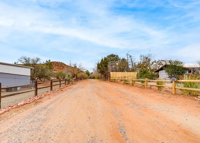 < 2 Mi To Red Rock State Park: Cozy Holiday home